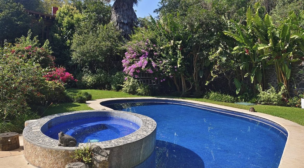 594460728_1497088875753800_299173318072952787_n