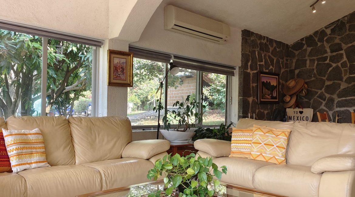 WhatsApp Image 2025-11-21 at 11.00.25 AM (1)