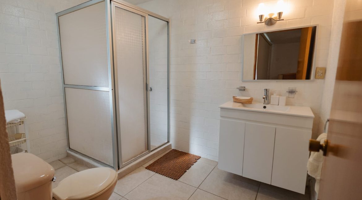 WhatsApp Image 2025-12-01 at 7.04.02 PM (4)