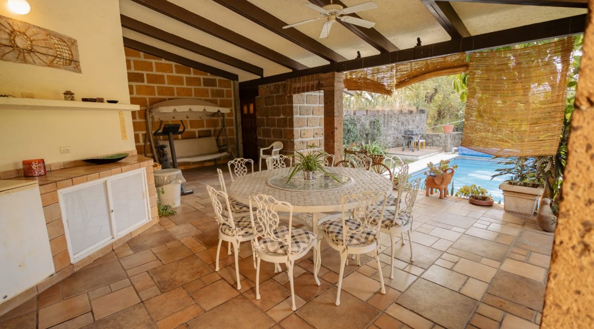 WhatsApp Image 2025-12-01 at 7.04.04 PM