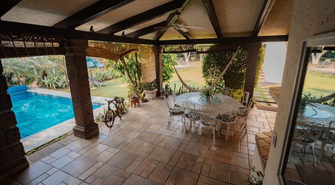 WhatsApp Image 2025-12-01 at 7.04.04 PM (2)