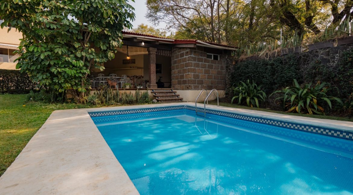 WhatsApp Image 2025-12-01 at 7.04.05 PM (1)