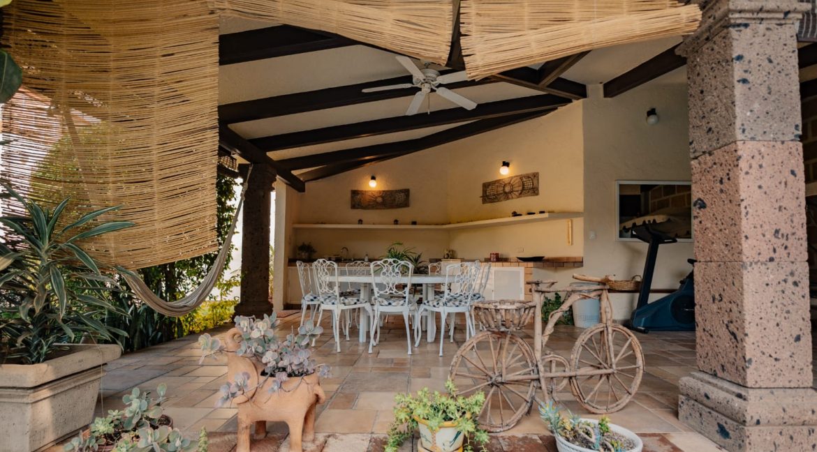 WhatsApp Image 2025-12-01 at 7.04.05 PM (2)