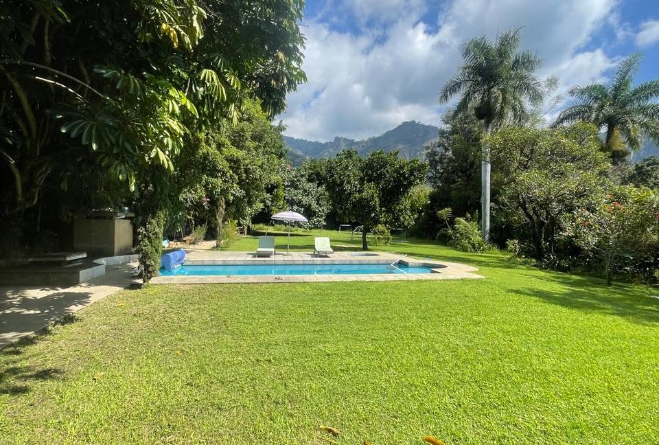 WhatsApp Image 2025-11-25 at 12.29.45 PM (1)