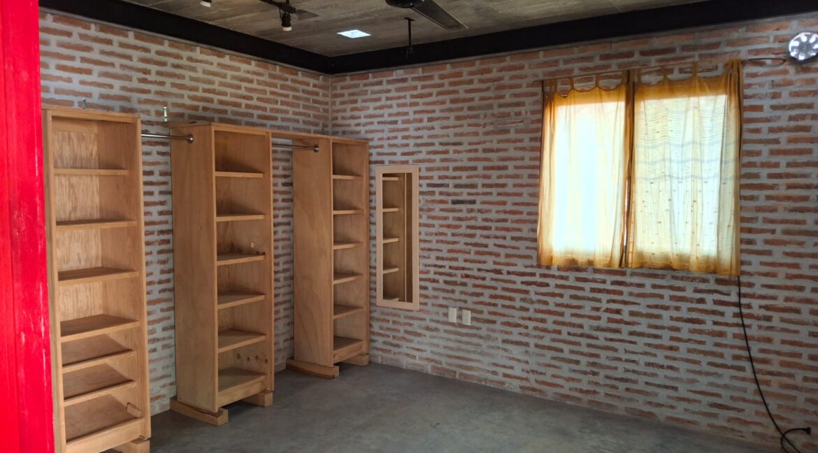 WhatsApp Image 2025-04-29 at 5.56.05 PM (1)