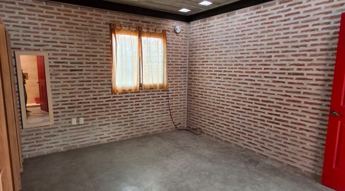 WhatsApp Image 2025-04-29 at 5.56.08 PM (1)