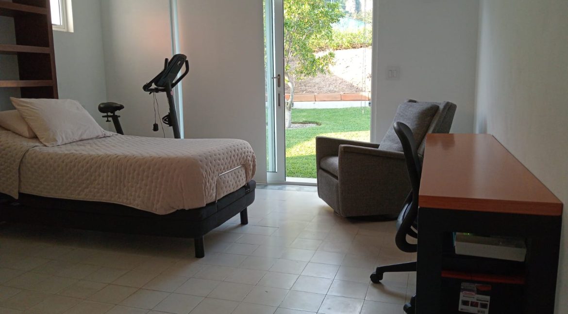 WhatsApp Image 2025-10-29 at 4.06.39 PM (2)