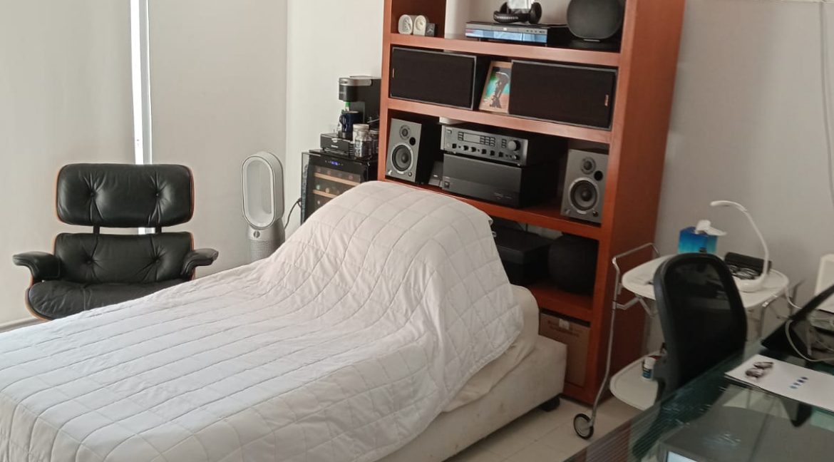 WhatsApp Image 2025-10-29 at 4.06.40 PM