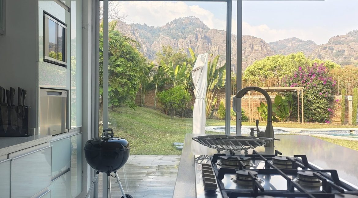 592936961_1496384589157562_395637530053995328_n