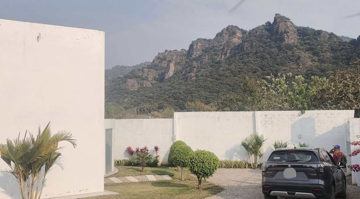 593711628_1496384972490857_1655853249408810545_n