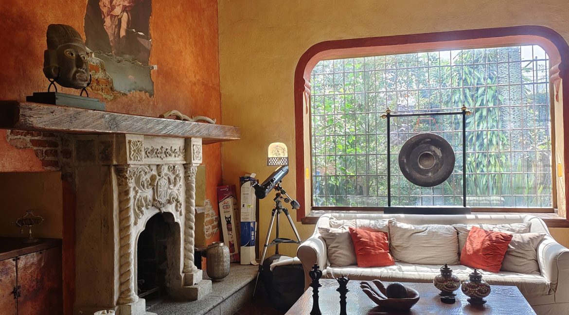 597817159_1504322768363744_6161105632348345075_n