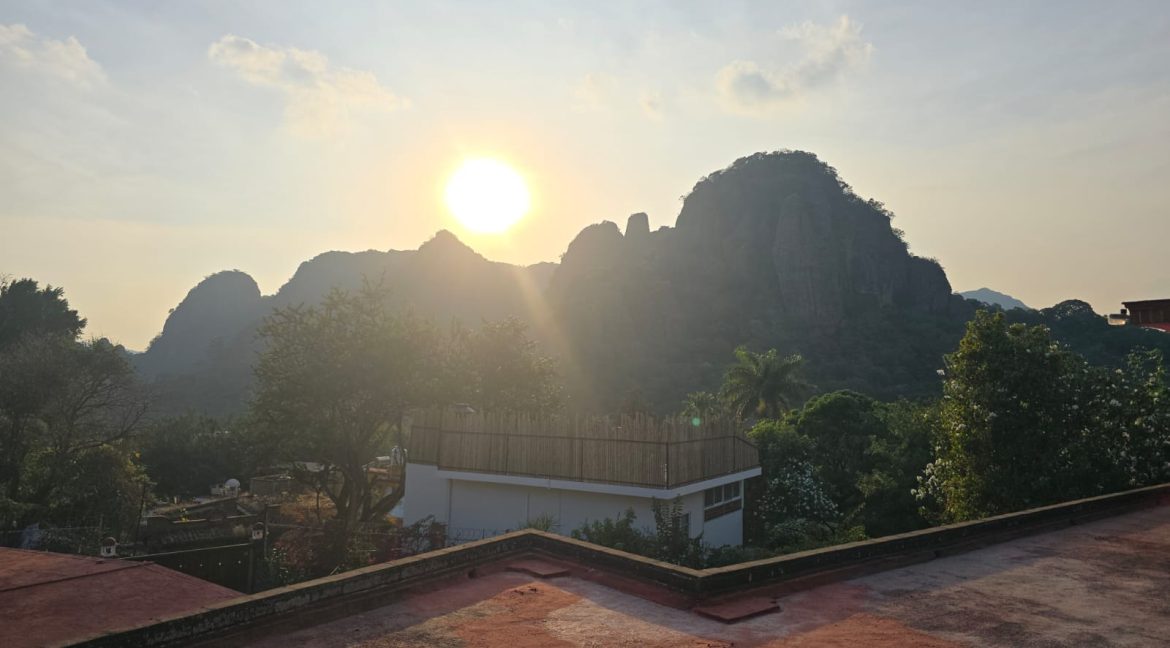 WhatsApp Image 2025-12-07 at 7.10.45 PM