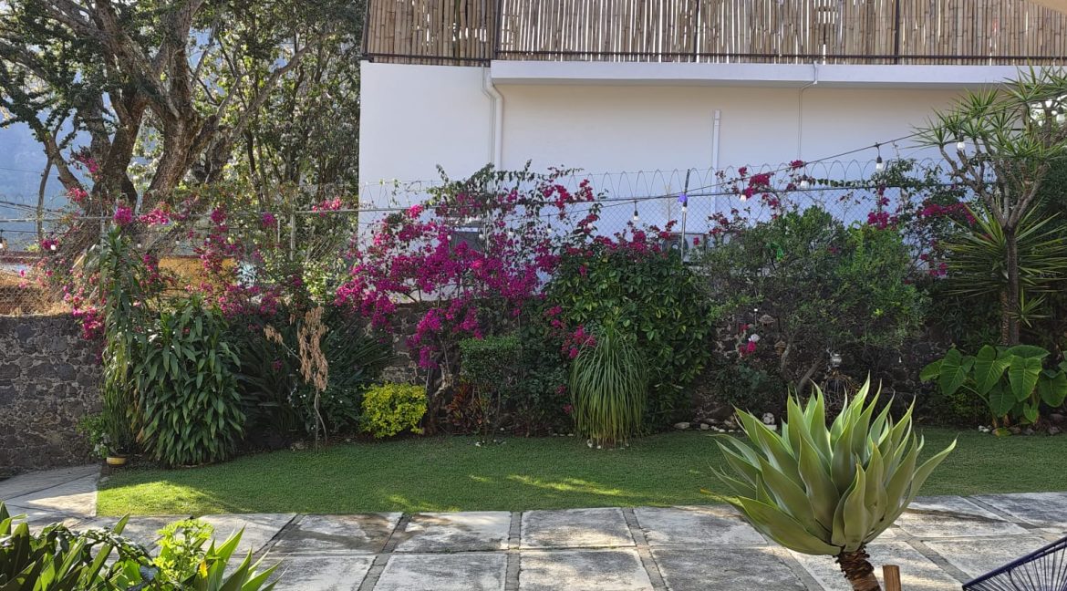 WhatsApp Image 2025-12-07 at 7.10.46 PM (5)