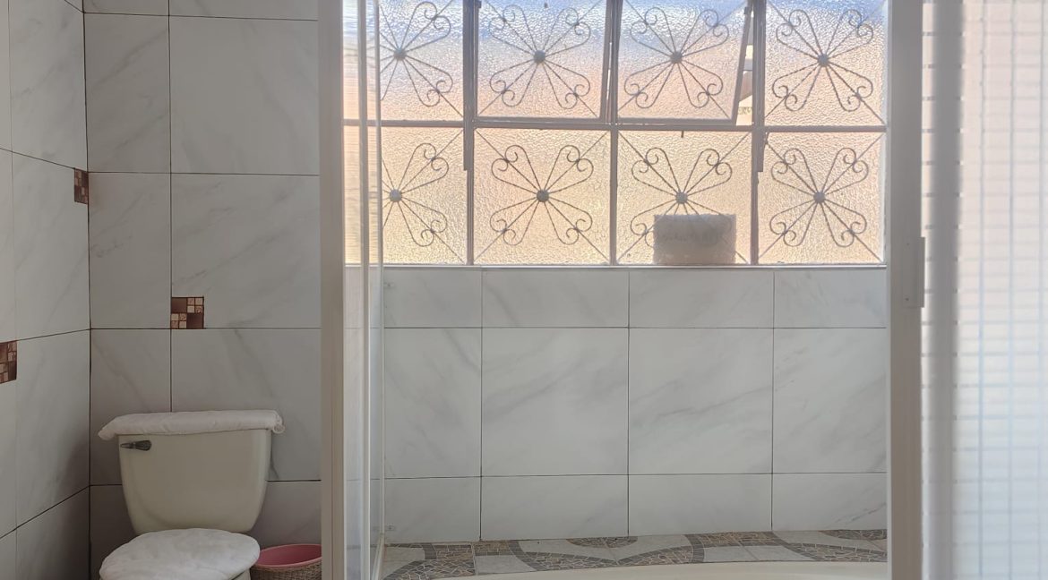 WhatsApp Image 2025-12-07 at 7.10.47 PM (5)