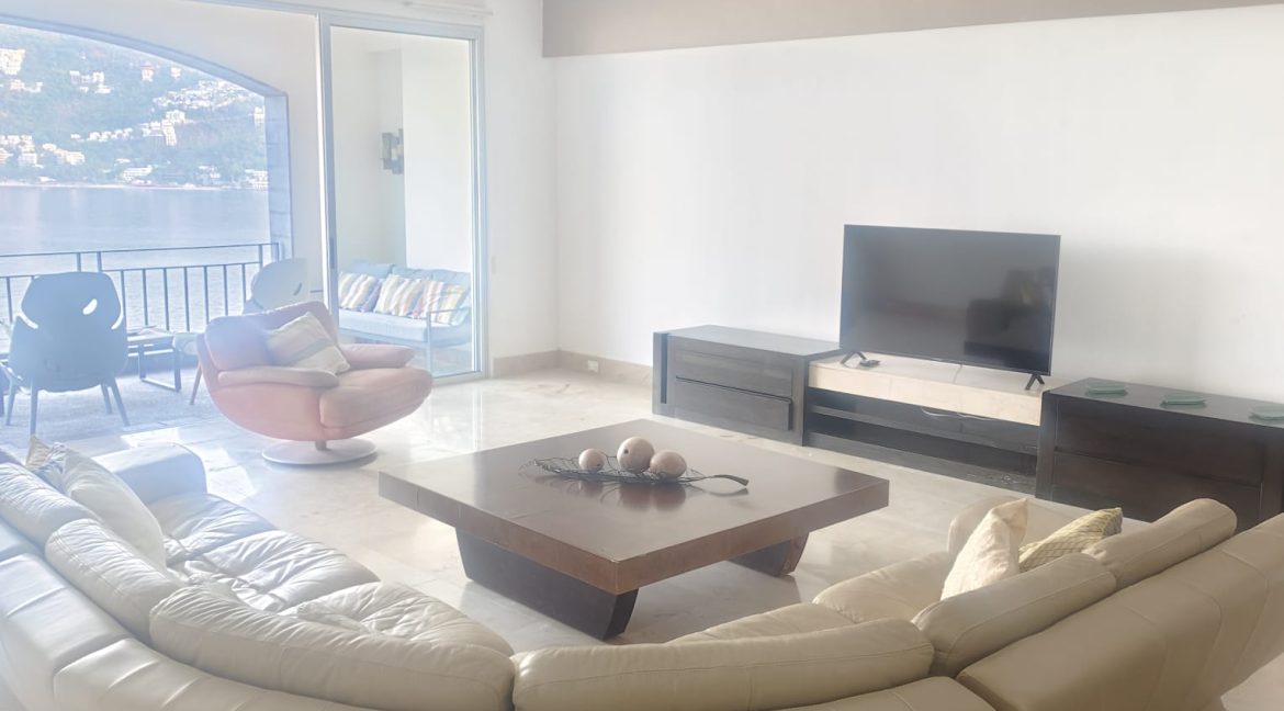 WhatsApp Image 2026-01-06 at 11.40.06 AM (1)