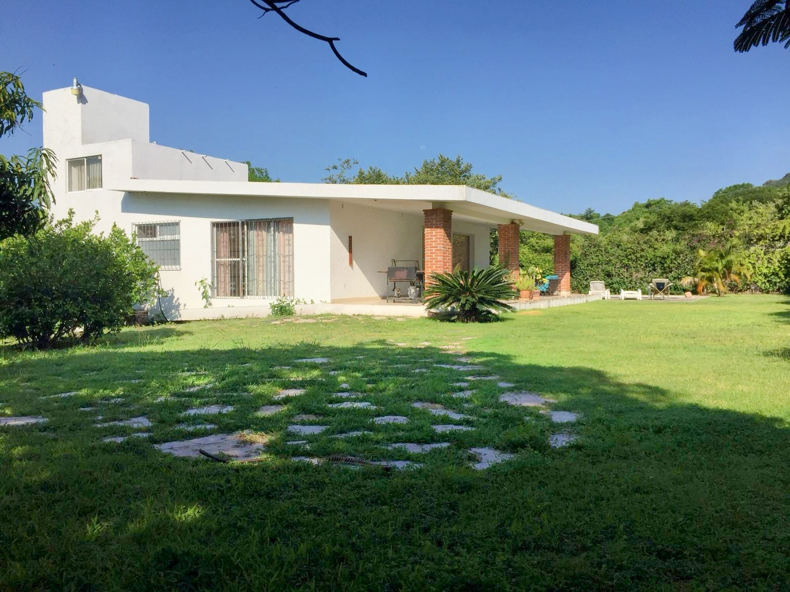 Casa Blanca de las Mariposas