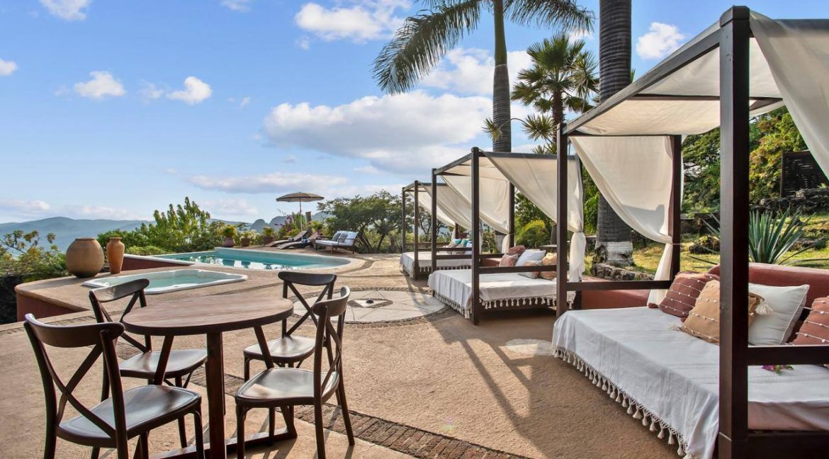 630034232_1561402652655755_4240327821179333784_n