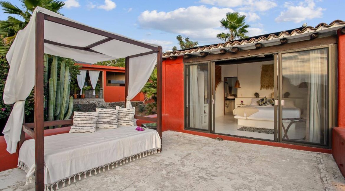 631604647_1561402365989117_7424408776654432250_n