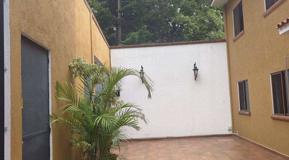 528828852_1384470427015646_5286700828994392521_n