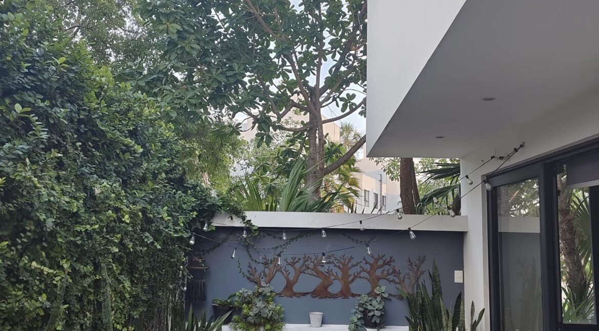 355148439_746824500780245_3499474526977338971_n