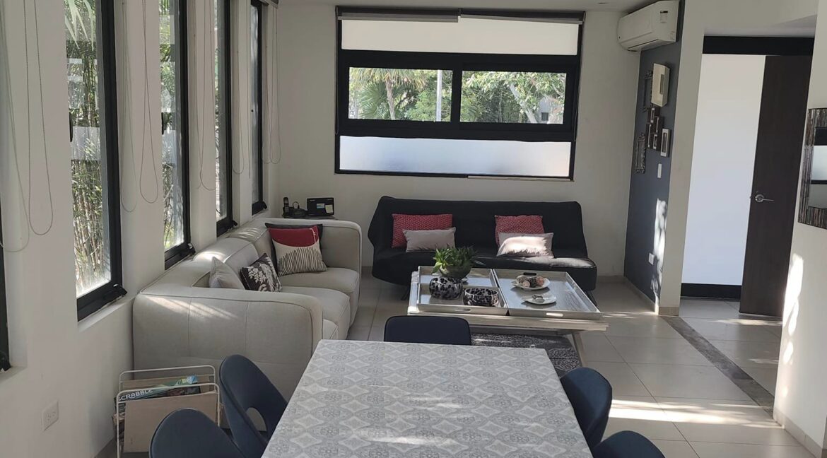 355150012_746824114113617_1188556586111631052_n