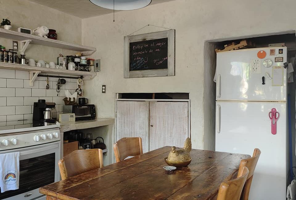 405643755_863842785745082_8956617108726665739_n