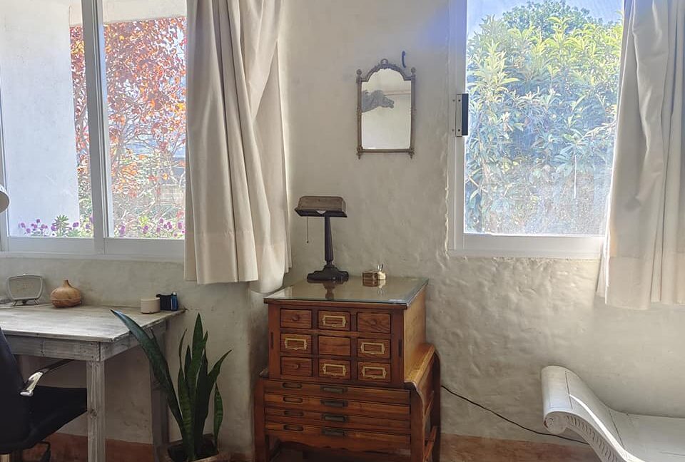 405695569_863845119078182_5360680082541243874_n