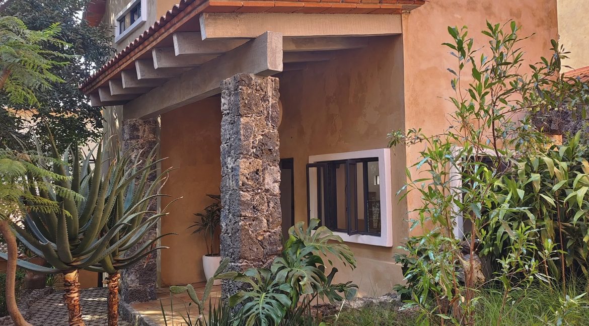 592210842_1498024908993530_7406599353516207209_n