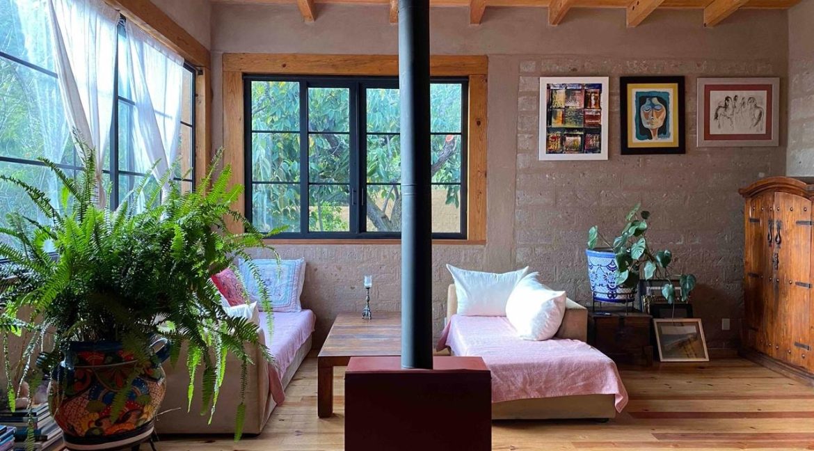 586512946_1487424476720240_7148522547194035063_n