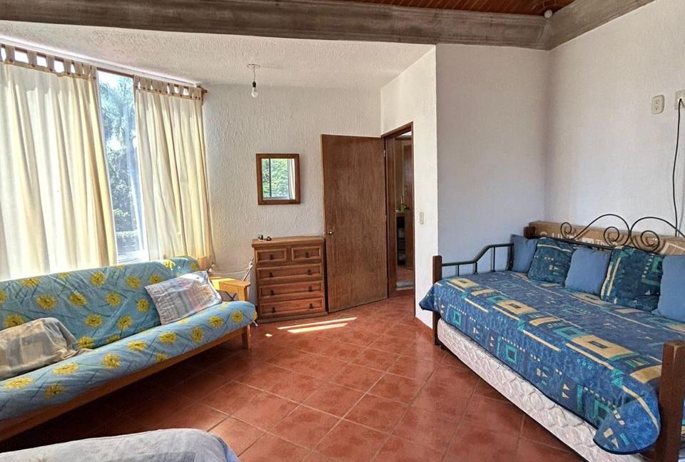 WhatsApp Image 2025-12-01 at 2.33.58 PM (4)