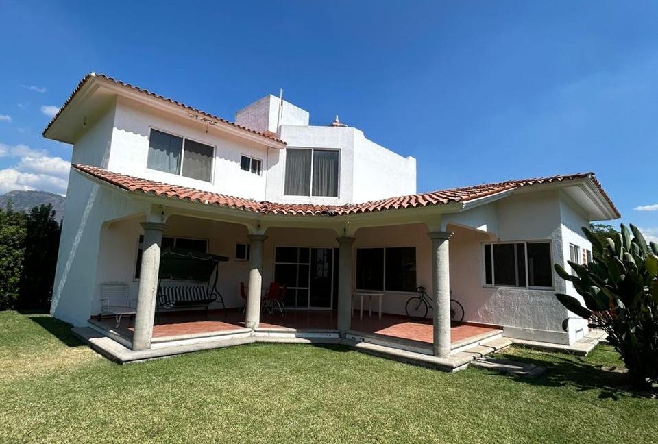 WhatsApp Image 2025-12-01 at 2.33.58 PM