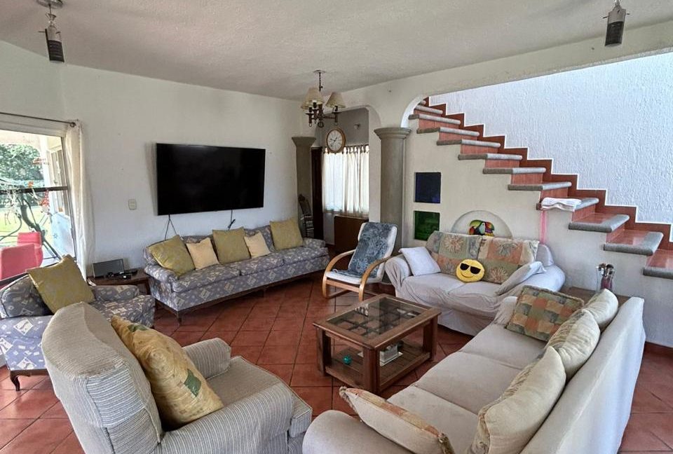 WhatsApp Image 2025-12-01 at 2.33.59 PM (1)