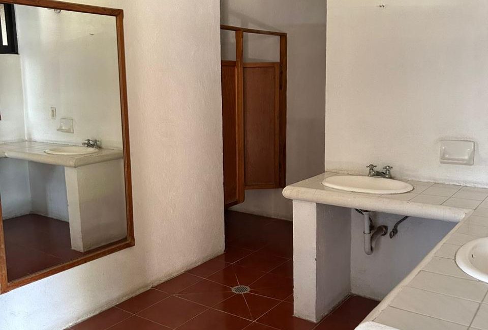 WhatsApp Image 2025-12-01 at 2.33.59 PM (8)