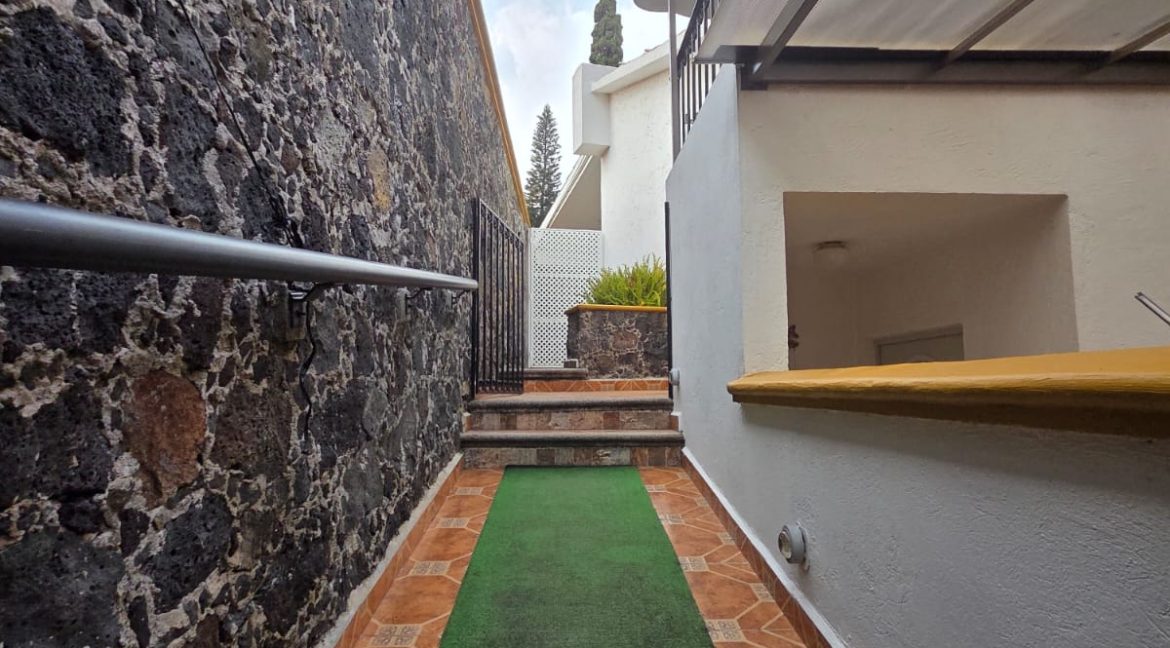 WhatsApp Image 2025-12-08 at 3.40.00 PM (3)