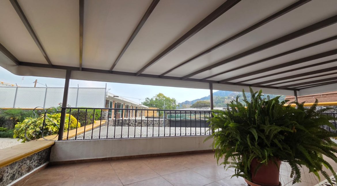 WhatsApp Image 2025-12-08 at 3.40.05 PM (1)