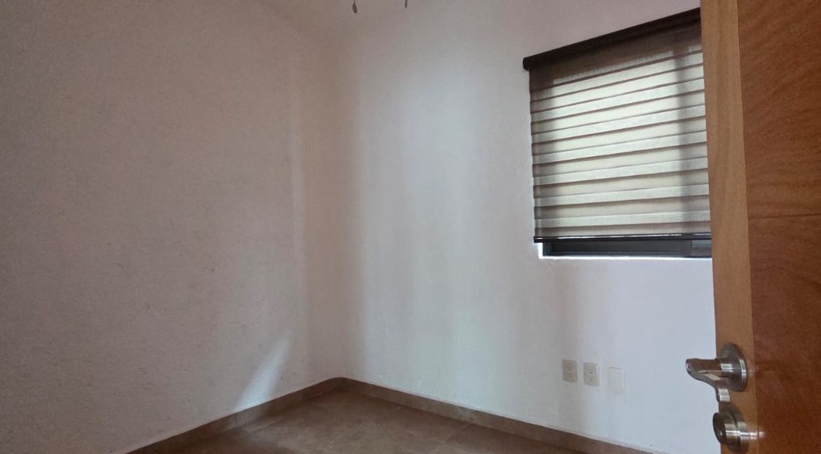 WhatsApp Image 2025-12-08 at 3.40.05 PM (5)