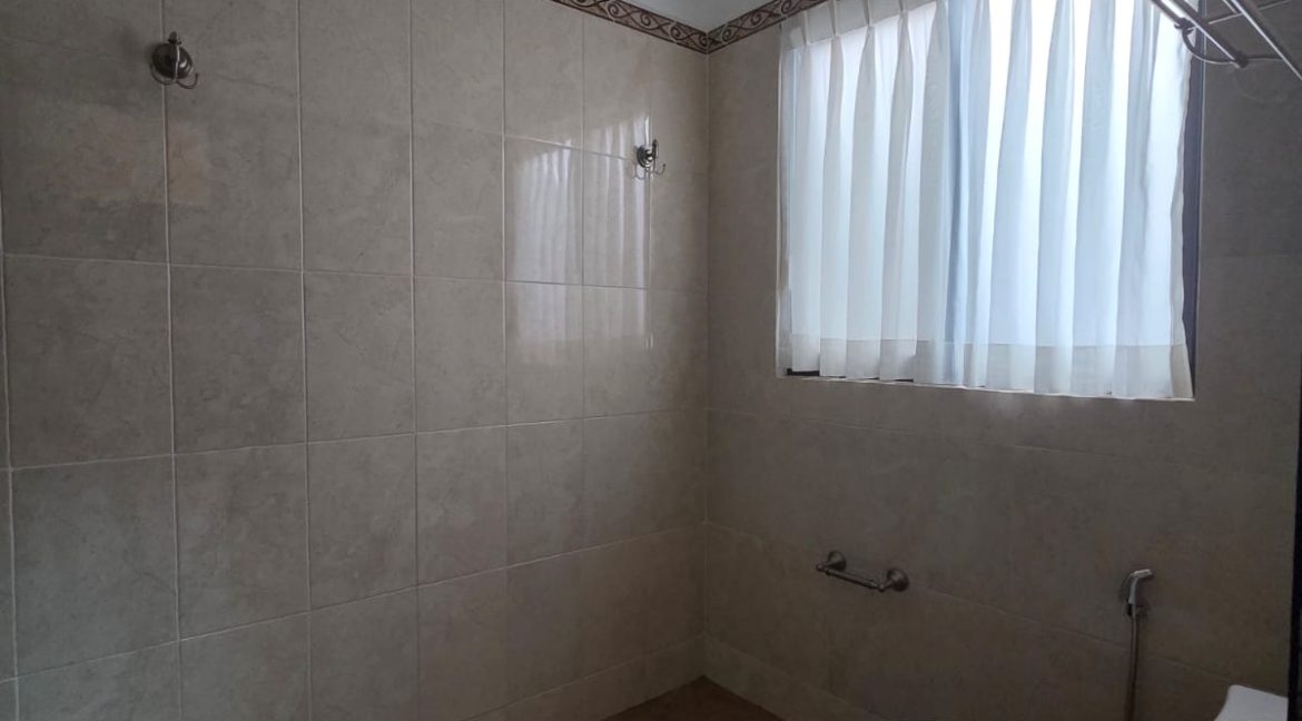 WhatsApp Image 2025-12-08 at 3.40.06 PM (2)