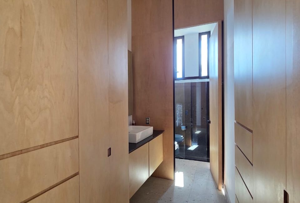 WhatsApp Image 2026-01-21 at 14.27.47 (2)