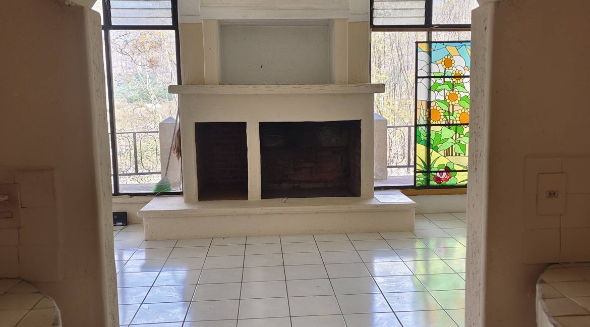 630802526_1561126146016739_5055391807996190615_n