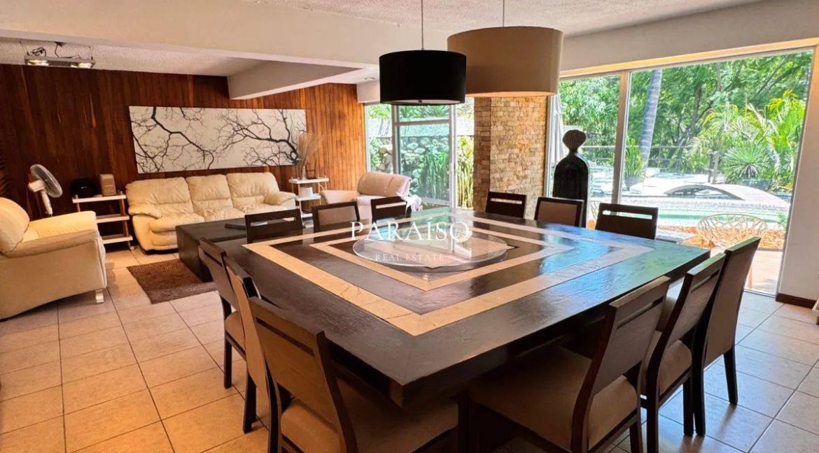 651541823_1598564505606236_1601202657790442742_n