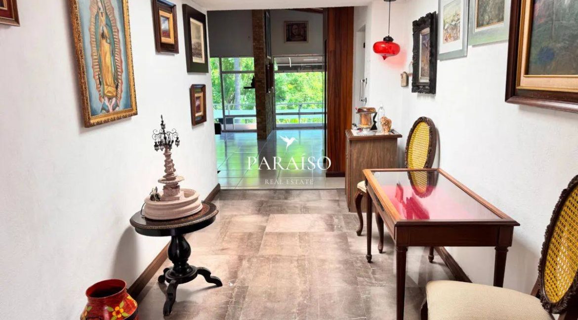 651704823_1598584975604189_6727016122086583397_n