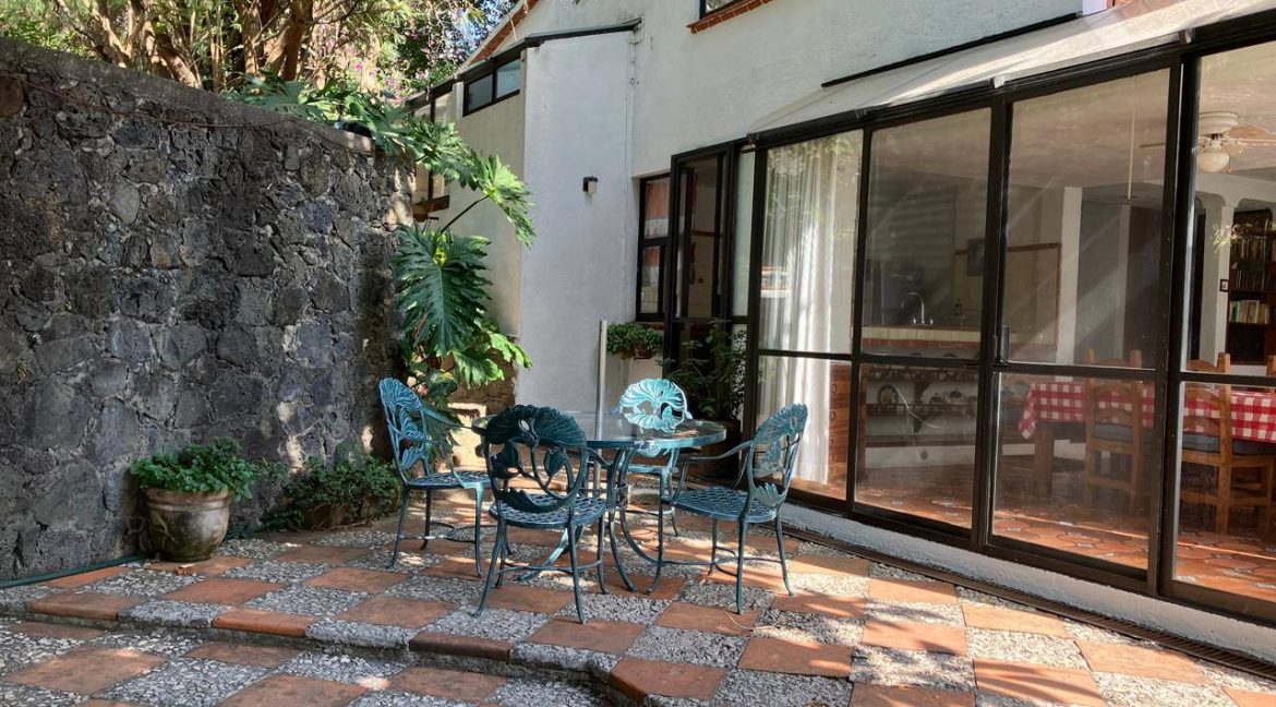 655728357_1604855421643811_3683289092162633867_n